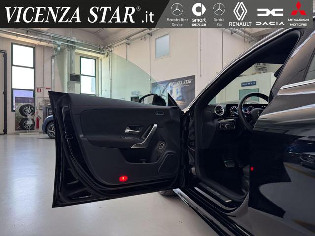 MERCEDES-BENZ CLA 200 usata, con Volante in pelle