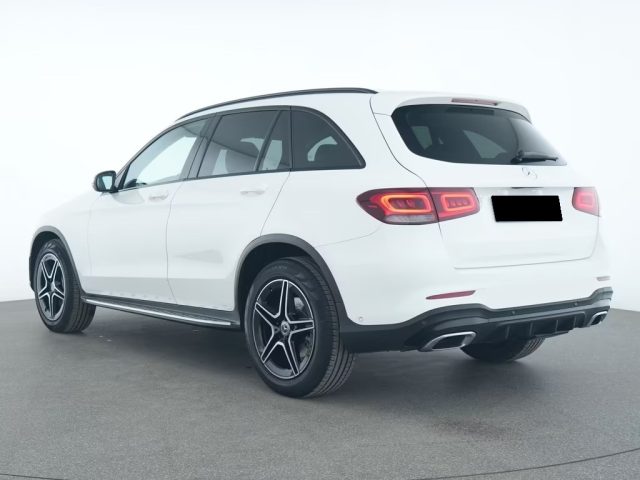 MERCEDES-BENZ GLC 220 usata, con Boardcomputer