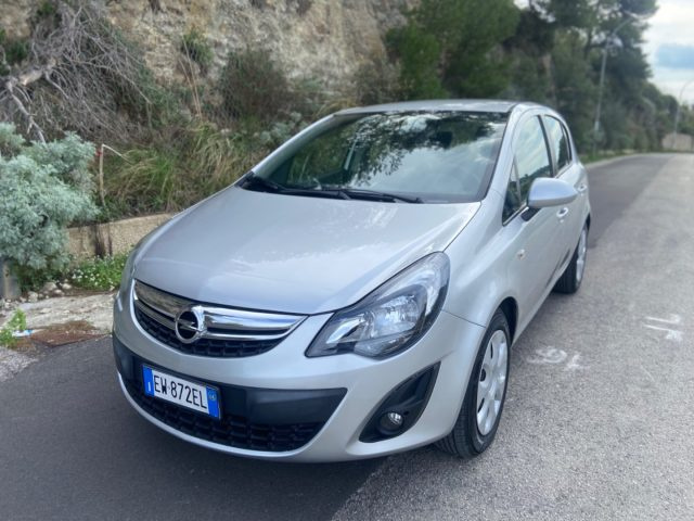 OPEL Corsa usata, con Airbag