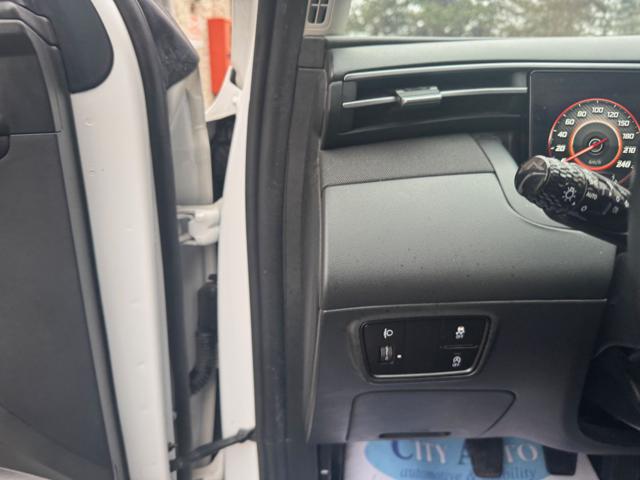 HYUNDAI Tucson usata, con Controllo automatico clima