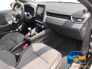 RENAULT Clio usata, con Park Distance Control