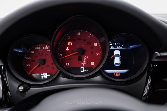 PORSCHE Macan usata, con Sistema di navigazione