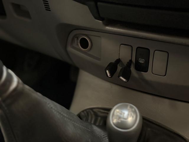 TOYOTA Hilux usata, con Touch screen