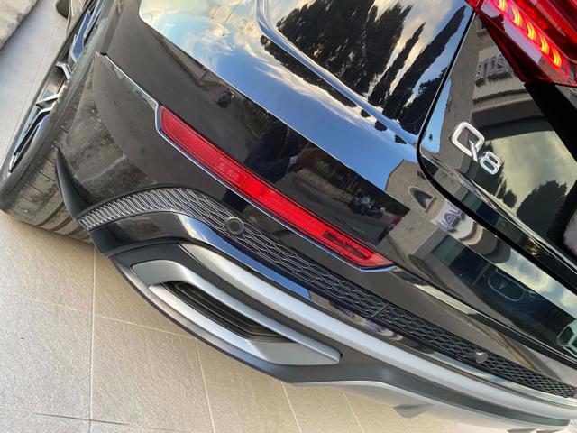 AUDI Q8 usata, con Sedile posteriore sdoppiato