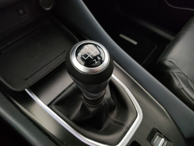 NISSAN Qashqai usata, con Touch screen