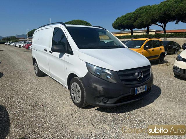 MERCEDES-BENZ Vito usata, con Airbag Passeggero