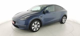 TESLA Model Y usata, con USB