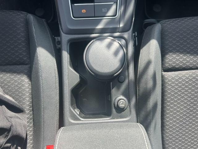 VOLKSWAGEN Golf usata, con USB
