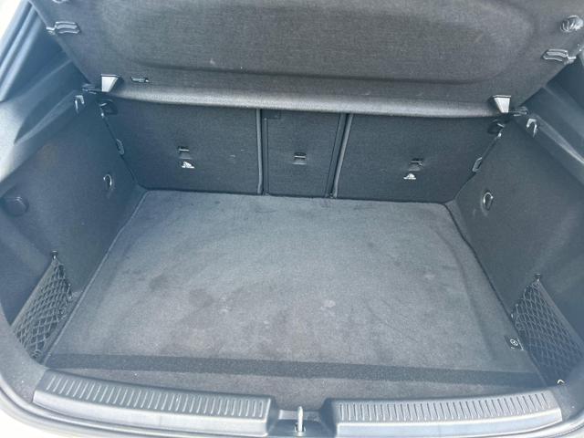 MERCEDES-BENZ A 35 AMG usata, con Airbag testa