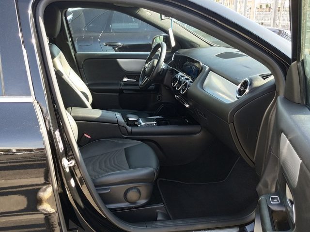 MERCEDES-BENZ GLA 250 usata, con Servosterzo