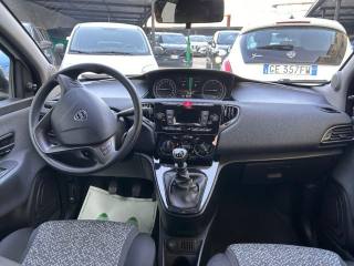 LANCIA Ypsilon usata, con ESP