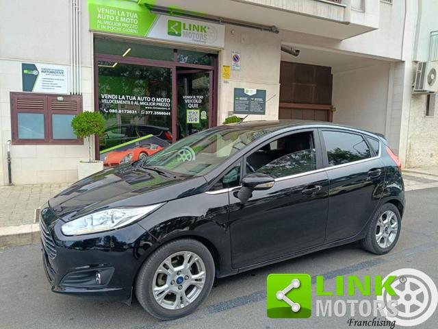 FORD Fiesta usata, con ABS