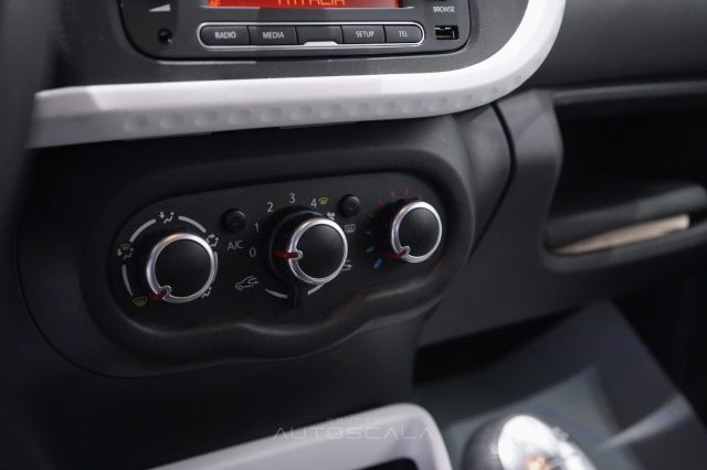 RENAULT Twingo usata 15