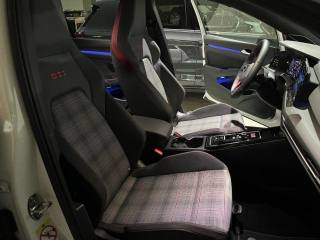 VOLKSWAGEN Golf GTI usata, con Sistema di navigazione