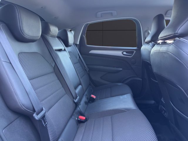 RENAULT Arkana usata, con Autoradio digitale