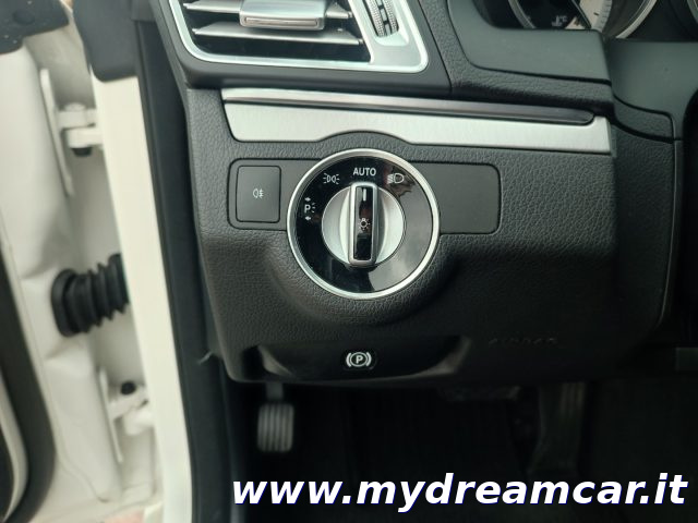 MERCEDES-BENZ E 220 usata, con Fari LED
