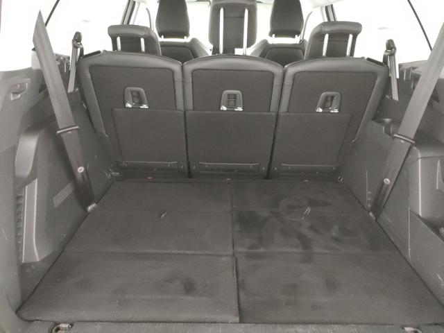 PEUGEOT 5008 usata, con Fari LED