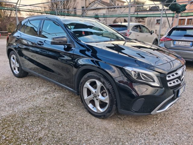 MERCEDES-BENZ GLA 180 usata, con Airbag laterali