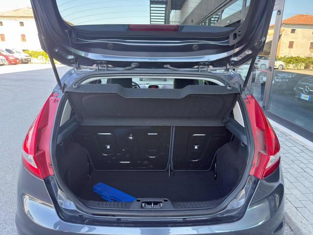 FORD Fiesta usata, con Lettore CD