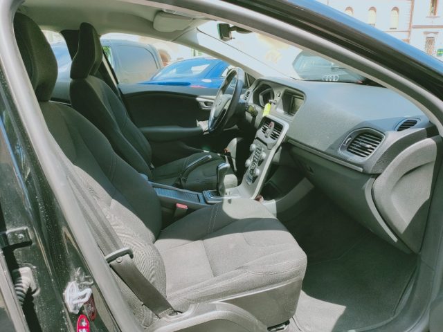 VOLVO V40 usata, con Volante multifunzione