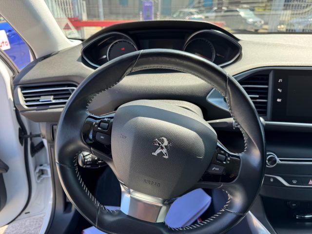 PEUGEOT 308 usata, con Cruise Control