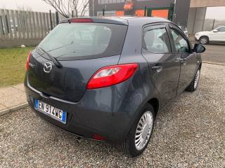MAZDA 2 usata, con Autoradio