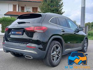 MERCEDES-BENZ GLA 180 usata, con Sedile posteriore sdoppiato