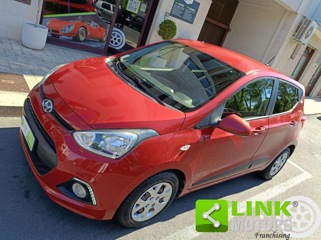 HYUNDAI i10 usata, con Volante in pelle
