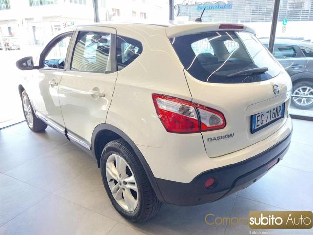 NISSAN Qashqai usata, con Autoradio