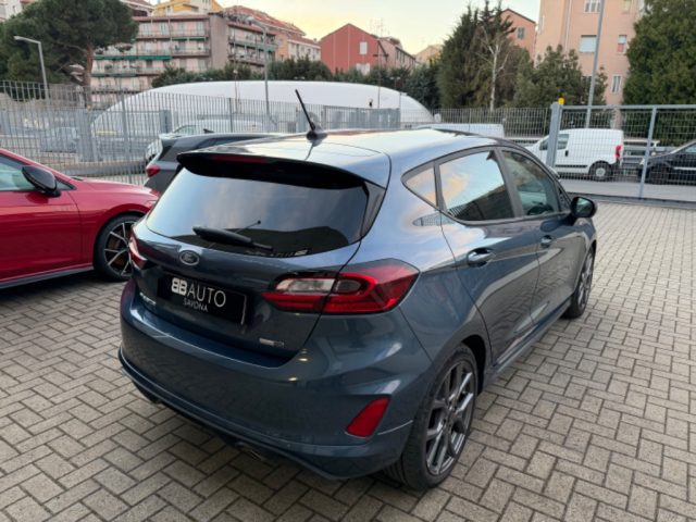 FORD Fiesta usata, con Autoradio