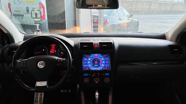 VOLKSWAGEN Golf usata, con Autoradio