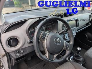 TOYOTA Yaris usata, con Touch screen