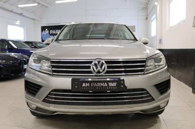 VOLKSWAGEN Touareg usata, con Airbag