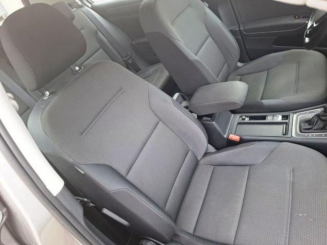 VOLKSWAGEN Golf usata 46