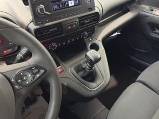 OPEL Combo usata, con Park Distance Control