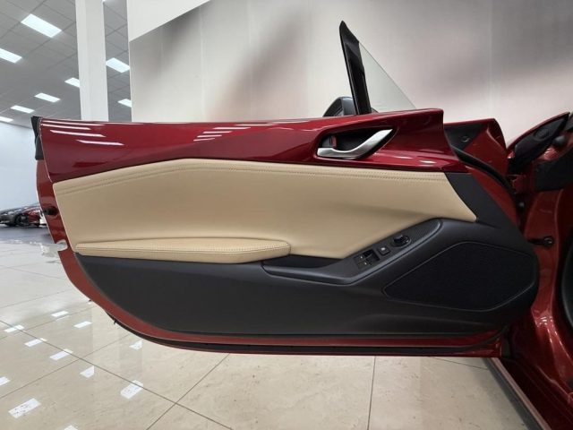 MAZDA MX-5 usata, con Volante multifunzione