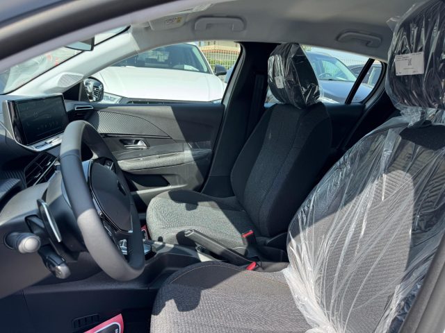 PEUGEOT 208 usata, con Controllo automatico clima