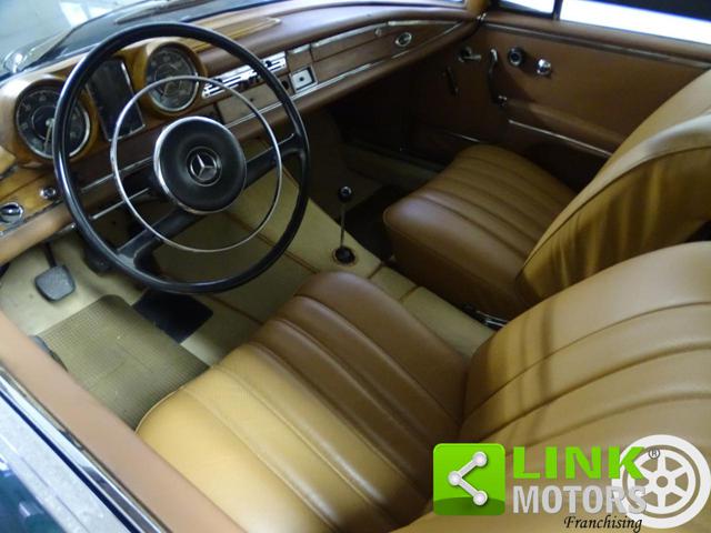 MERCEDES-BENZ 220 usata 28