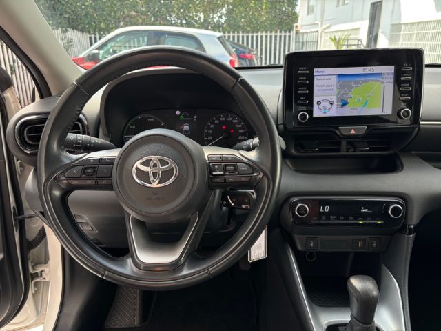 TOYOTA Yaris usata, con Sistema di navigazione