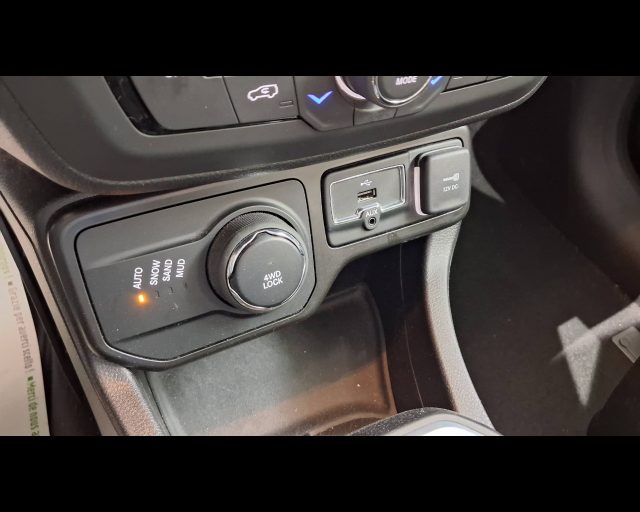 JEEP Renegade usata, con Sedile posteriore sdoppiato