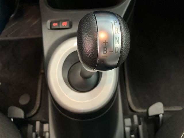 RENAULT Twingo usata 26