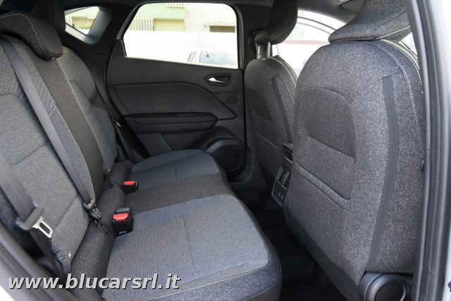 RENAULT Captur usata 11