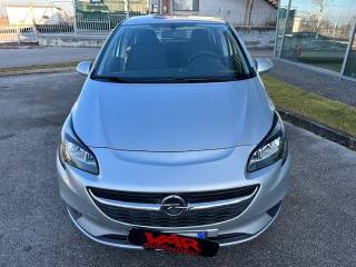 OPEL Corsa usata, con Airbag