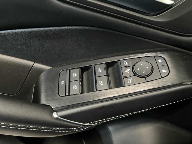 NISSAN Qashqai usata, con USB