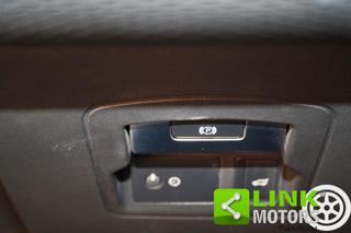 LAND ROVER Range Rover Velar usata, con Specchietto retrovisore con funzione antiabbagliamento