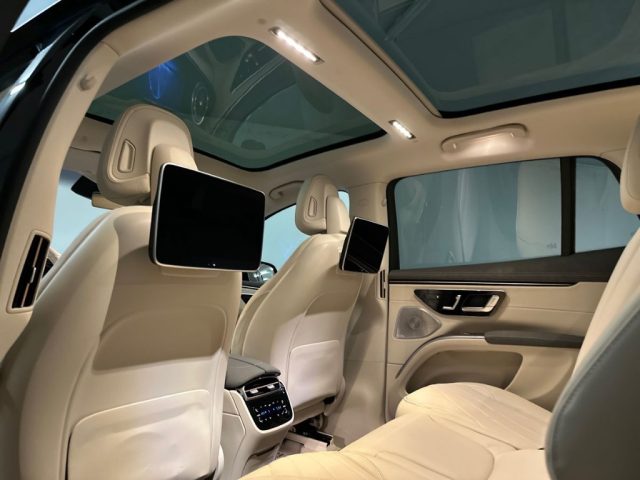 MERCEDES-BENZ EQS usata, con Servosterzo