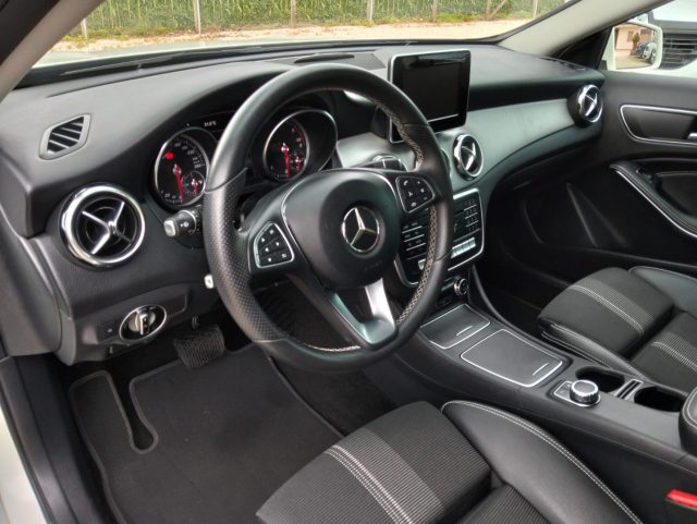 MERCEDES-BENZ GLA 180 usata, con Cruise Control