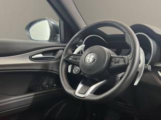 ALFA ROMEO Stelvio usata, con Sedile posteriore sdoppiato