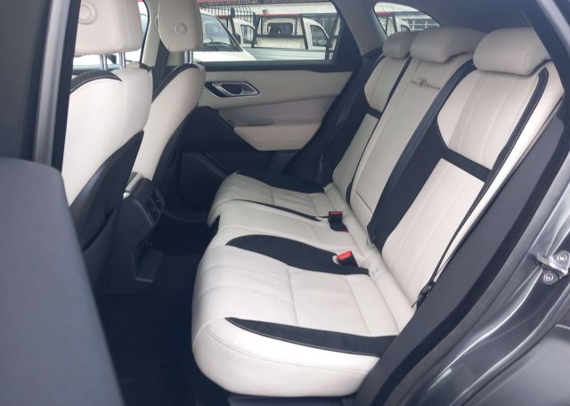 LAND ROVER Range Rover Velar usata, con Chiusura centralizzata