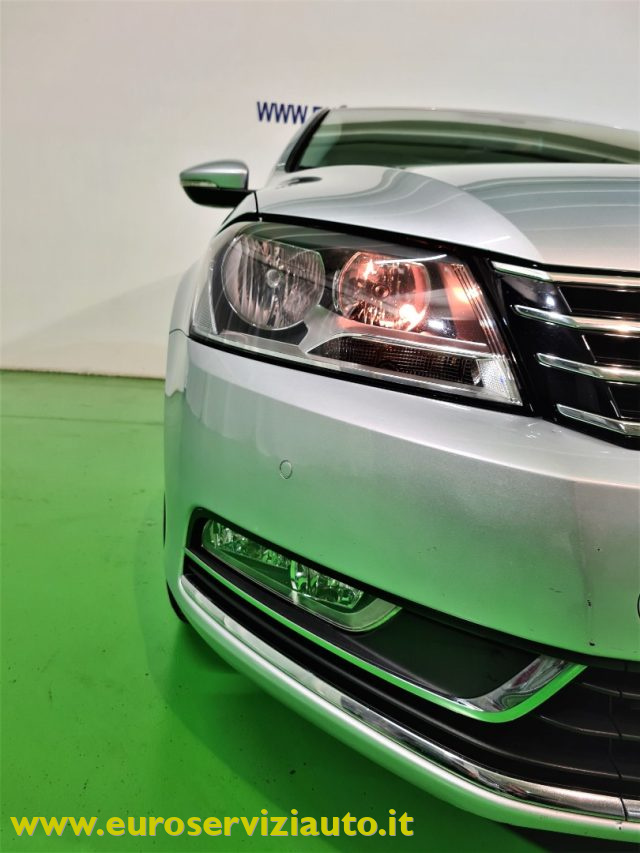 VOLKSWAGEN Passat usata 52